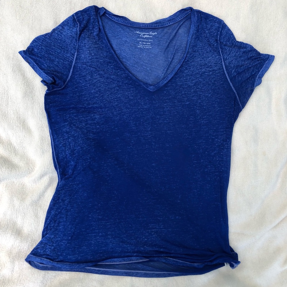 American Eagle Favorite Tee